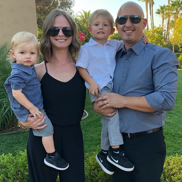 Heeeey.. I’m Moreena - Picture 6 of 10